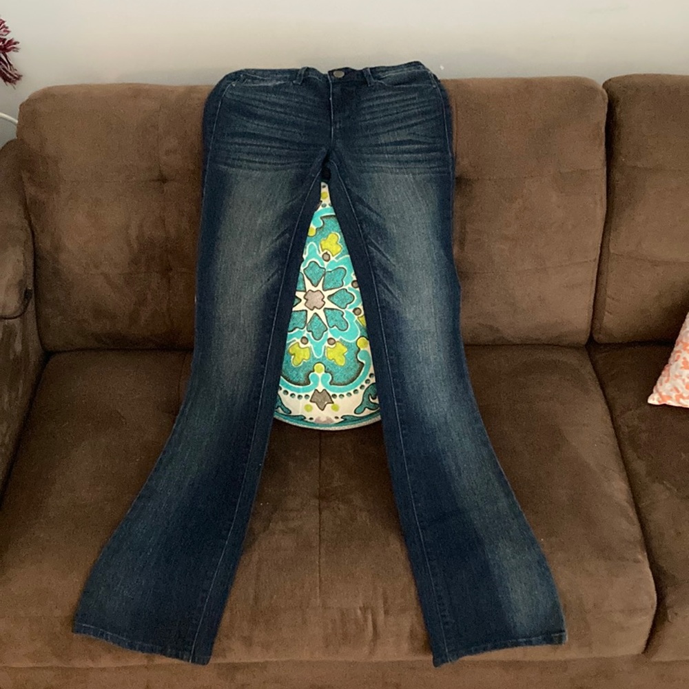 Khloé Kardashian curvy slim boot jeans size 2